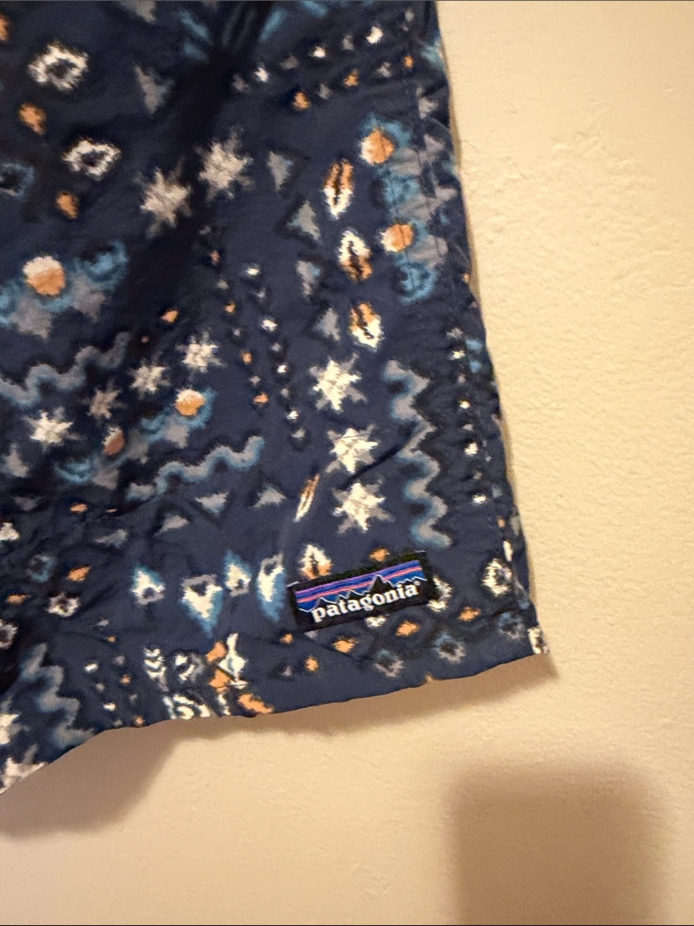 Patagonia Navy Aztec-Pattern Men's Shorts with White and Gold Accents - Picture 4 of 5